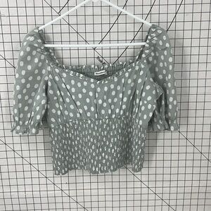 Abercrombie ruched blouse green and white polka dots crop top L